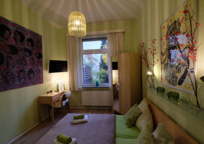 Zimmer in Ferienwohnung A.73 und Gästehaus Bremen